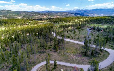 Luxury Living Near Devil’s Thumb Ranch